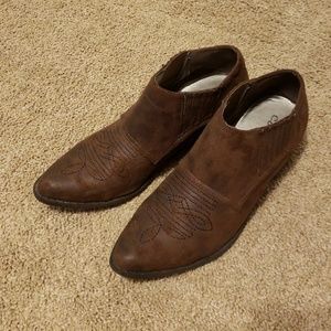 Brown ankle boots